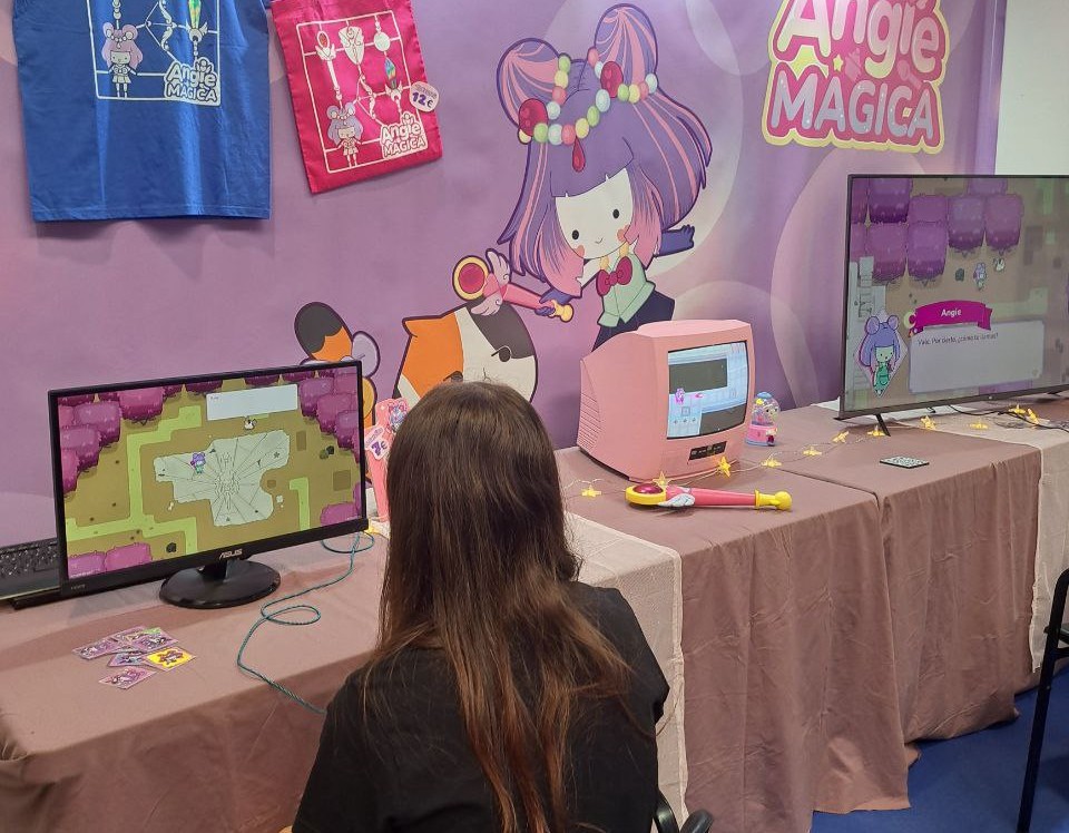 Probando Angie Magica